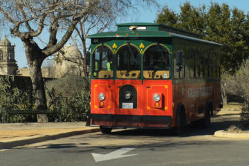 San Antonio 2-Day Hop-On Hop-Off Trolley and Double-Decker Bus Pass