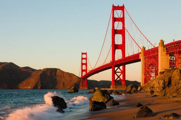 San Francisco Coastal Walking Tour from the Golden Gate Bridge to Cliff House