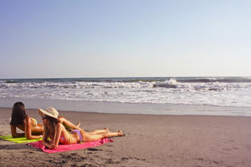 San Salvador Stopover - Relaxing Beach Escape