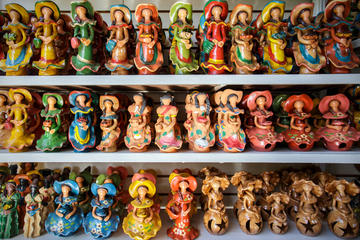 Santo Domingo Shopping Tour with Visits to Amber Museum and Tobacco Factory