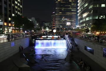 Seoul Sightseeing Tour Including 2-Nights Accommodation and Optional Evening Tour