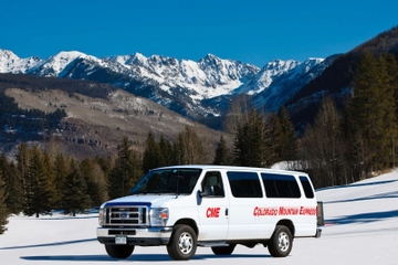 Shared Departure Transfer: Colorado Ski Resorts to Denver International Airport