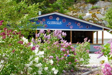 Skagway Shore Excursion: Jewell Gardens Tour and Glassblowing Demonstration