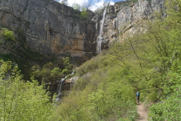 Skaklya Waterfall Hiking Day Trip from Sofia