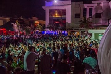 Skip the Line: Mandala Beach Pool Party with Open Bar in Cancun