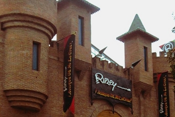 Skip the Line: Ripley's Believe It or Not! and Wax Museum in Mexico City