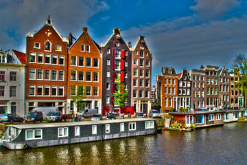 Skip the Line: Van Gogh Museum and Amsterdam Canal Bus Hop-On Hop-Off Day Pass