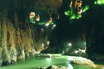 Skocjan Caves and Lipica Stud Farm Day Trip