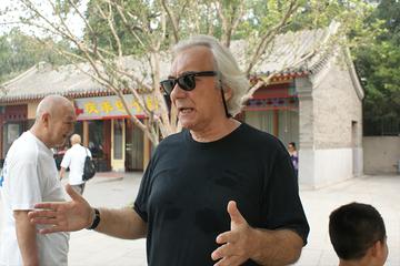 Small-Group Beijing Beihai Park and Hutong Tour with a Professional Photographer
