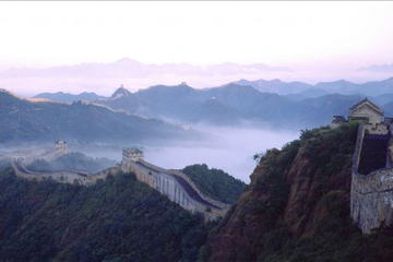 Small-Group Jinshanling Great Wall Hiking Bus Tour