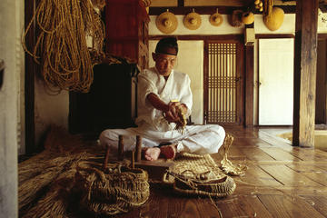 Small-Group Korea Folk Village Afternoon Tour