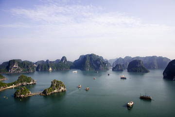 Small-Group Overnight Halong Bay Dragon Cruise