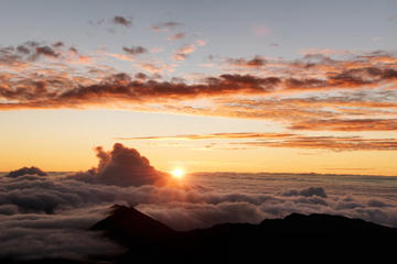 Small-Group Tour: Luxury Haleakala Sunrise Experience