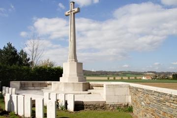 Small-group WWI Somme Battlefields Day Trip from Paris