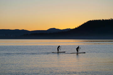 South Lake Tahoe Stand-Up Paddleboard Rental