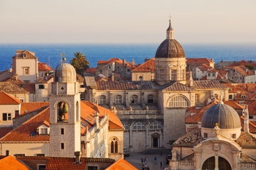 Super Saver: Dubrovnik Old Town and Ancient City Walls Historical Walking Tour