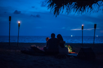 Sweet Birthday Surprise Picnic on the Beach in Phuket