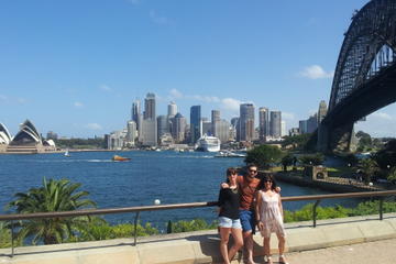Sydney Sightseeing Day Tour Including Kings Cross, Vaucluse and Bondi Beach