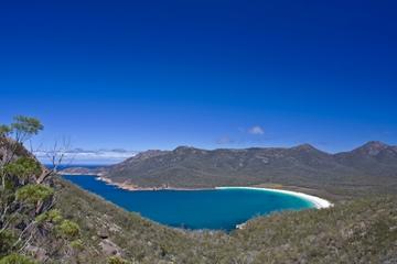 Tasmania East Coast by Air Including Maria Island Tour and Cruise