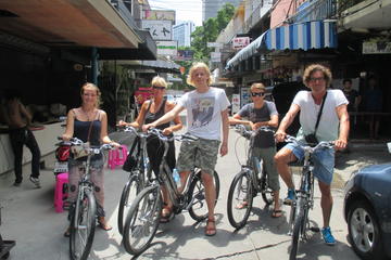 Thai Tapas Food Experience by Bicycle Including Dinner