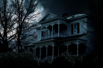 The Ghosts of Capitol Hill Private Group Tour