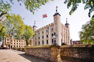 Tower of London and Tower Bridge Walking Tour