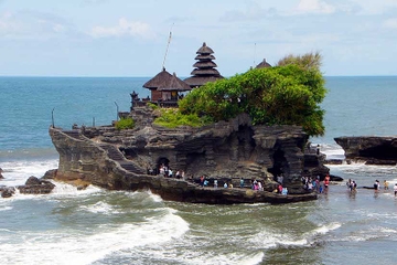Ubud Tanah Lot Tour: Temple, Art Village, Rice Fields and Spice Garden
