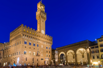 Uffizi Gallery: Friday Night Tour Including Aperitivo or Dinner in Piazza della Signoria