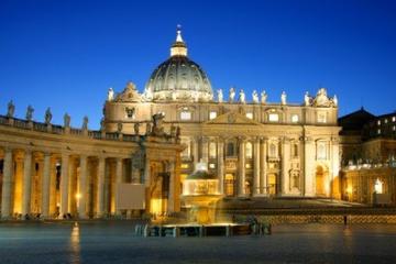 Vatican Exclusive Friday Night Tour with Aperitivo and Prosecco