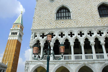 Venice Landmarks: Walking Tour plus St Mark's Basilica and Doge's Palace Tours