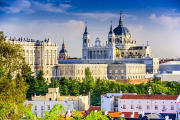 Viator Exclusive: Early Access to Royal Palace of Madrid