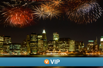 Viator VIP: Exclusive NYC New Year's Eve Luxury Dinner Cruise