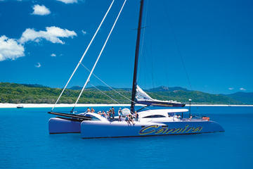 Whitsunday Islands and Whitehaven Beach Sailing Adventure